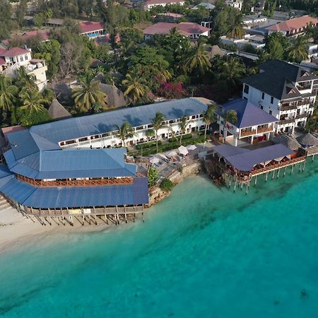 Zenobia Beach Resort Нунгви Екстериор снимка