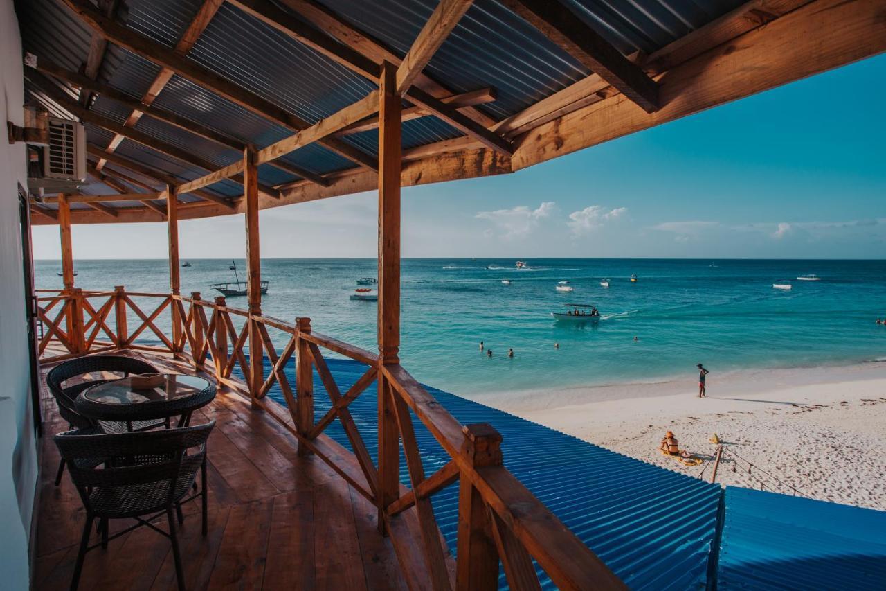 Zenobia Beach Resort Нунгви Екстериор снимка