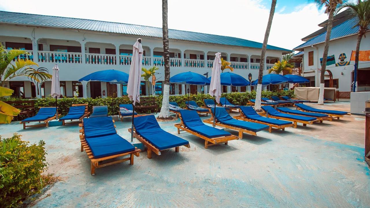 Zenobia Beach Resort Нунгви Екстериор снимка