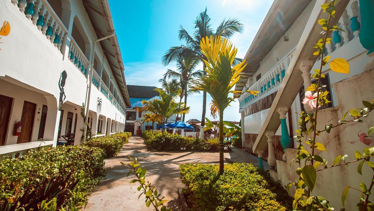 Zenobia Beach Resort Нунгви Екстериор снимка