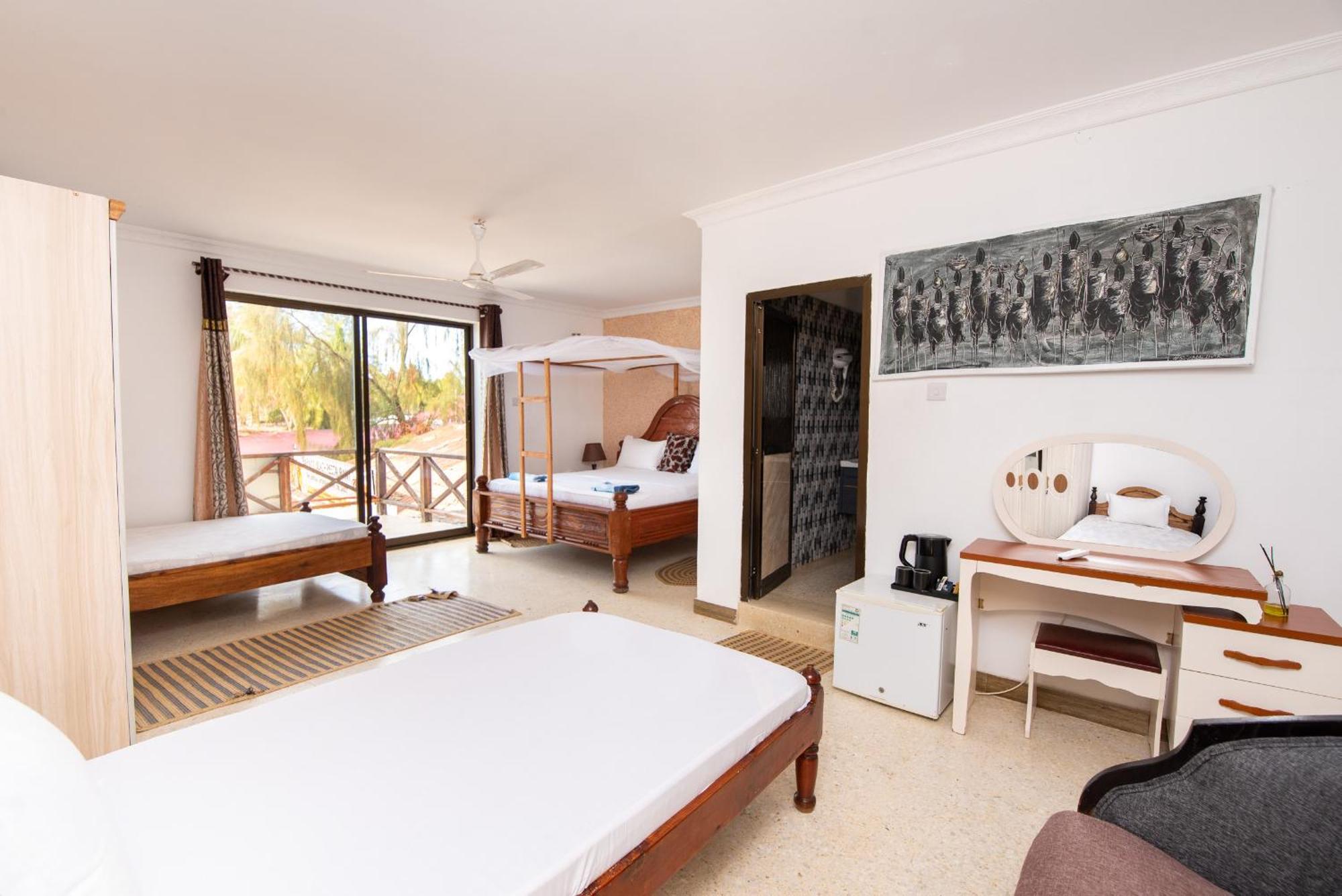 Zenobia Beach Resort Нунгви Екстериор снимка