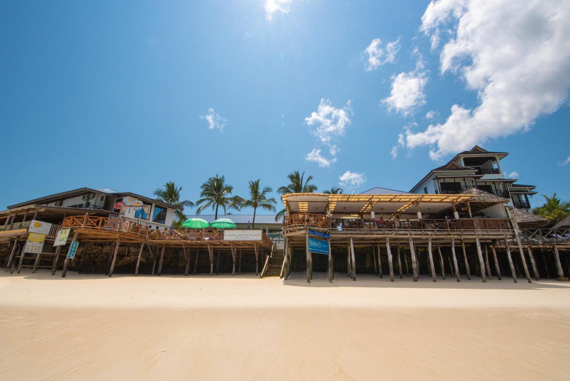 Zenobia Beach Resort Нунгви Екстериор снимка