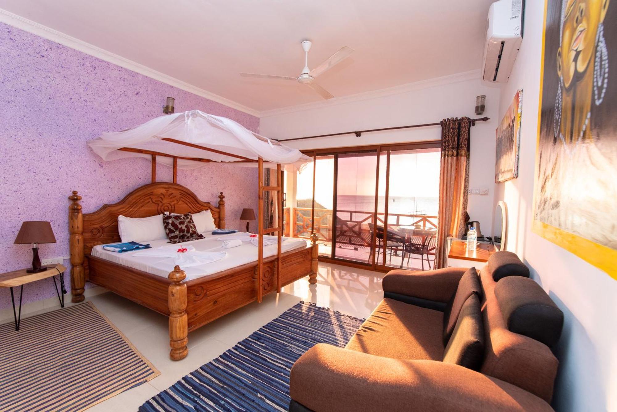 Zenobia Beach Resort Нунгви Стая снимка