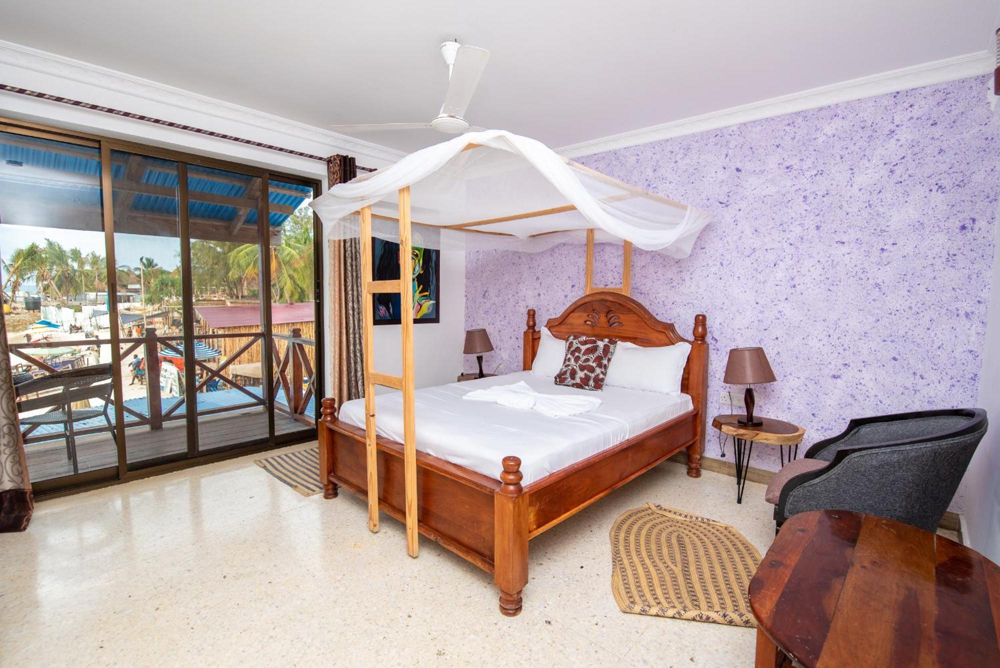 Zenobia Beach Resort Нунгви Стая снимка