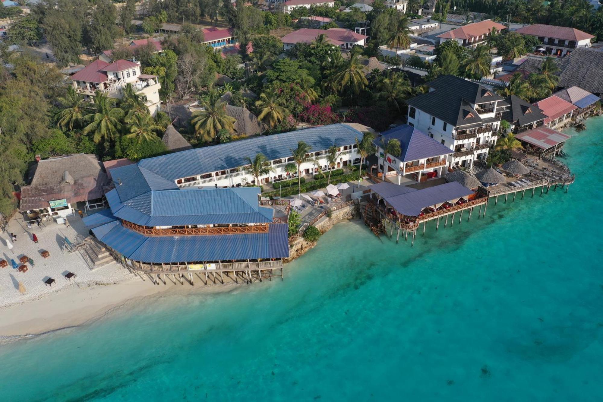 Zenobia Beach Resort Нунгви Екстериор снимка